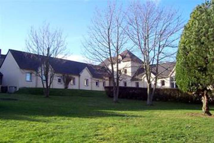 Property Grounds 18 of 23