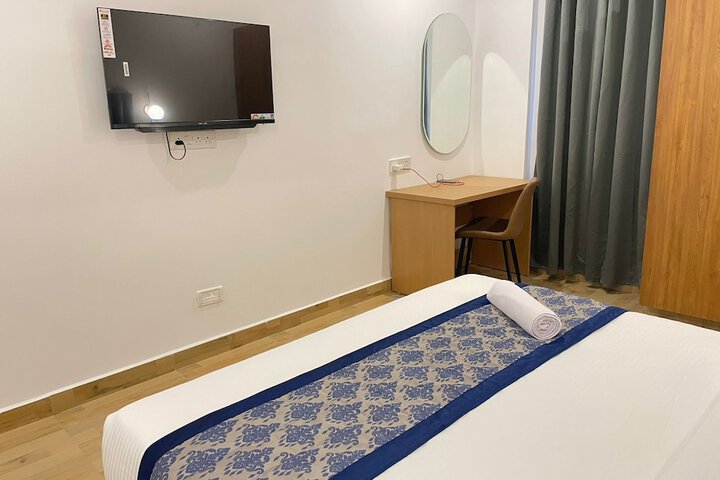 Room 13 of 48