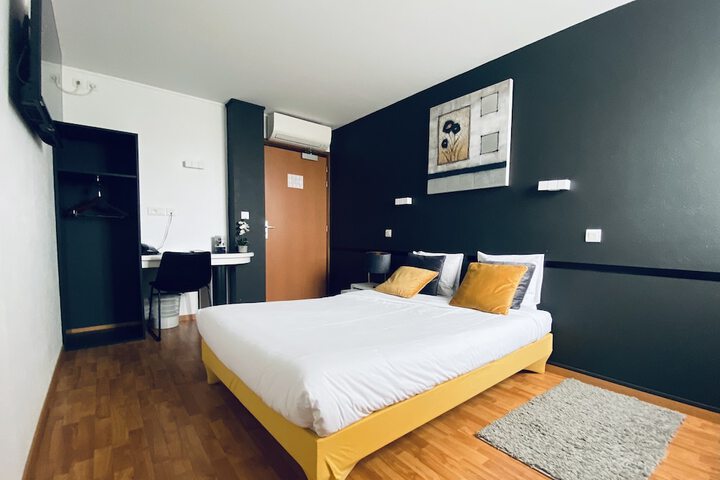 Room 22 of 72