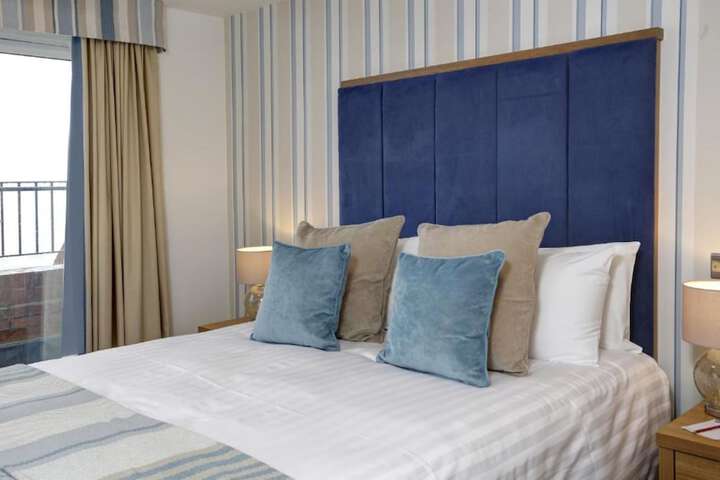 Room 20 of 34