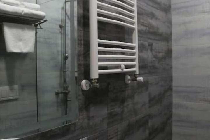 Room 19 of 39