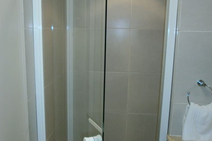 Room 18 of 29