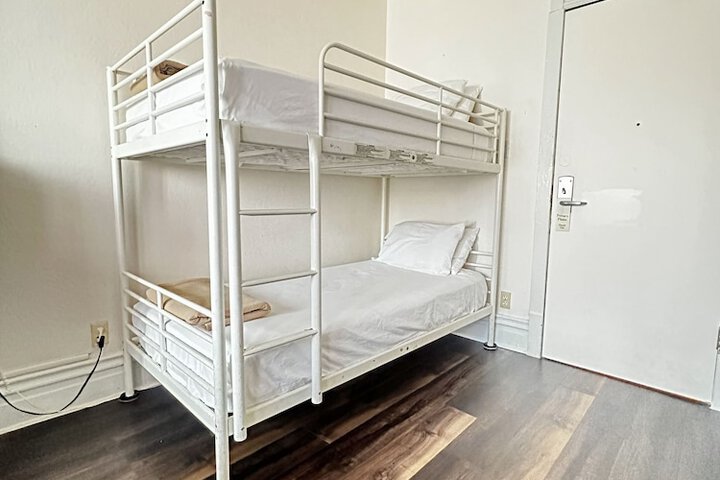 1 Queen Bed Larger Room Work Desk Microwave and Refrigerator (34 of 34)