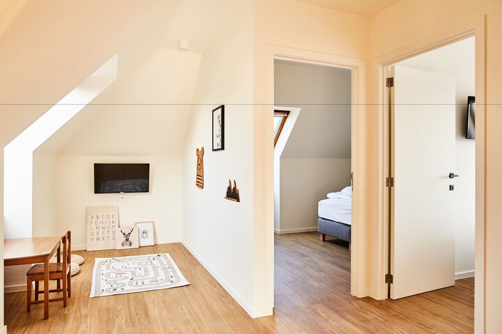 Room 21 of 45