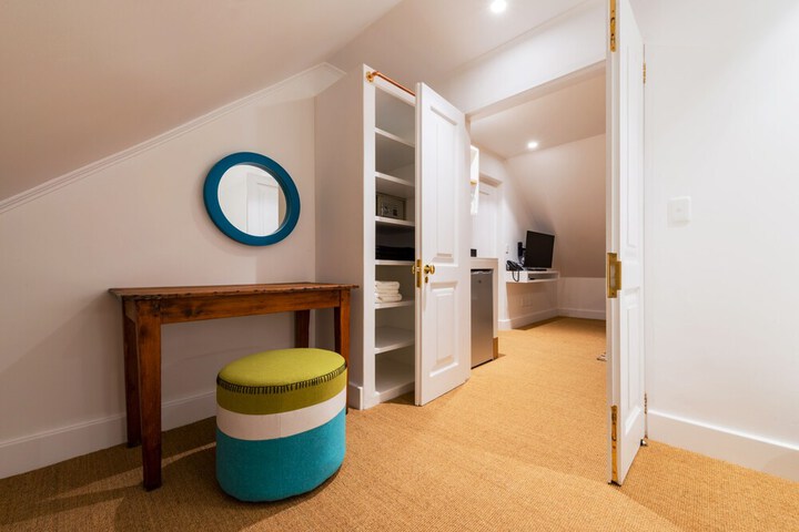 Room 26 of 60