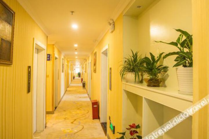 Hotel Interior 3 of 14