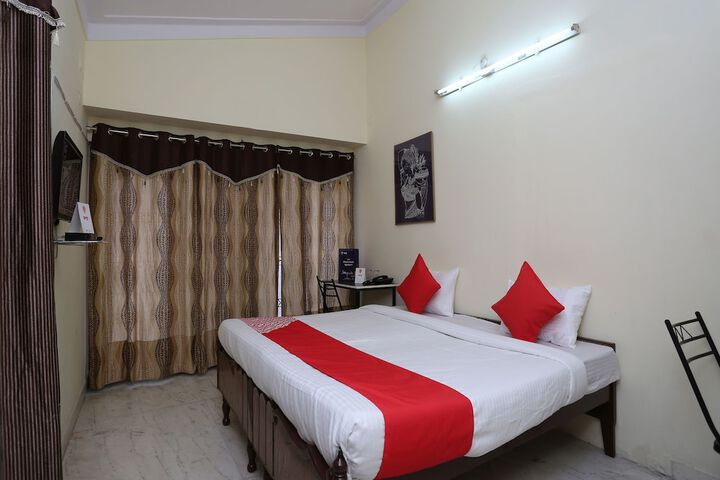Room 5 of 23