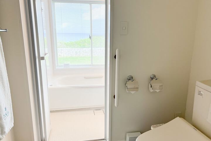 Room 14 of 24