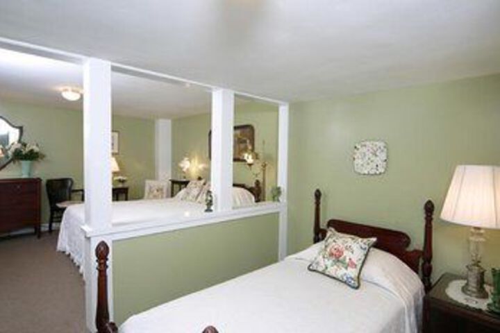 Room 28 of 50