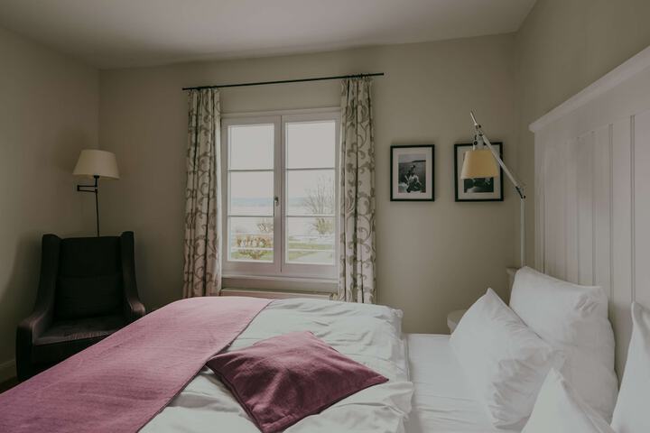 Room 18 of 87
