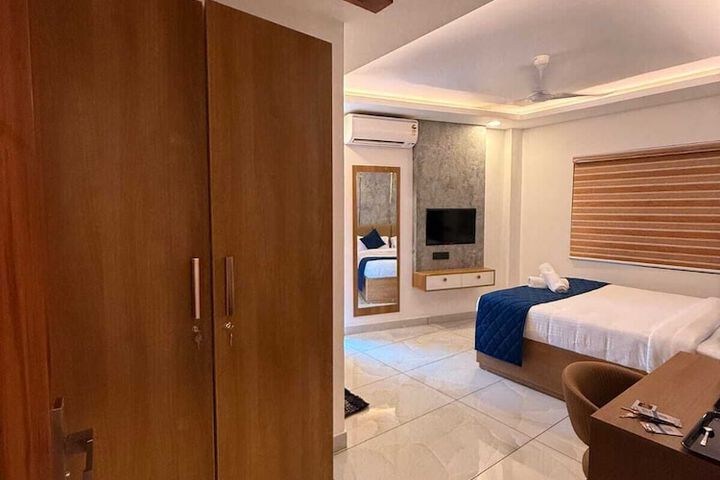 Room 26 of 56