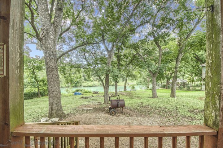 Property Grounds 24 of 33