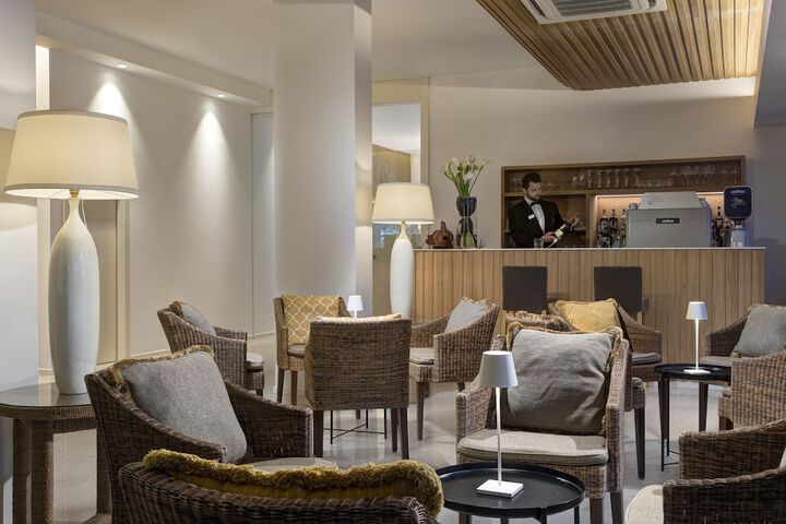 Hotel Interior 6 of 125