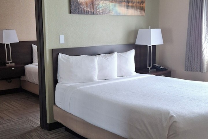 Room 3 of 36