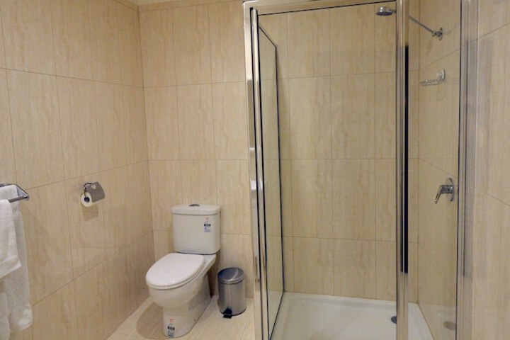 Room 8 of 21