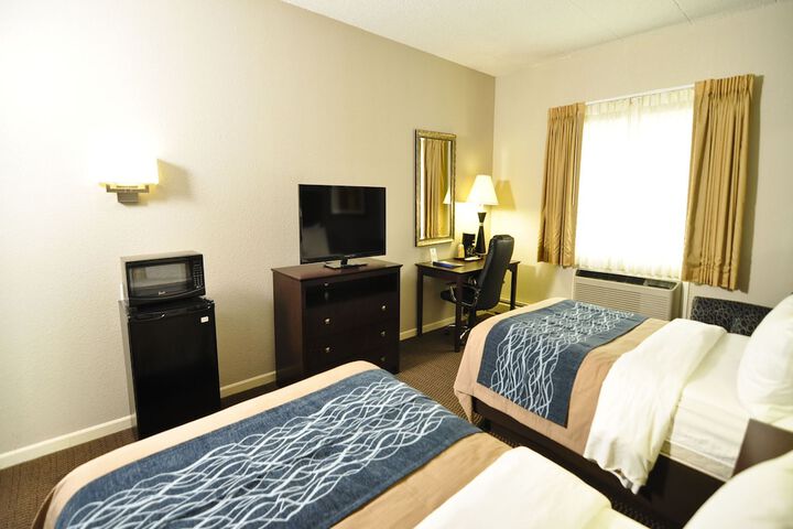 2 Double Beds (17 of 22)
