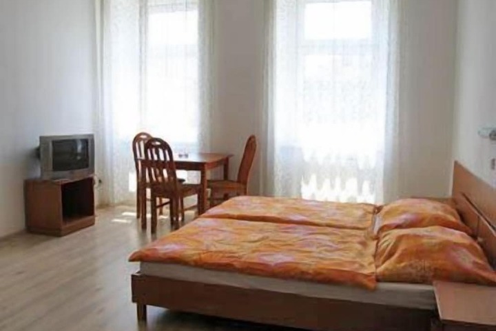 Room 19 of 31