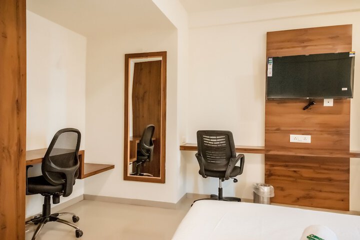 Room 16 of 24