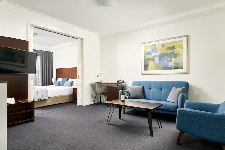 Room 19 of 28