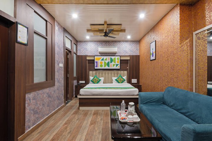 Room 17 of 46