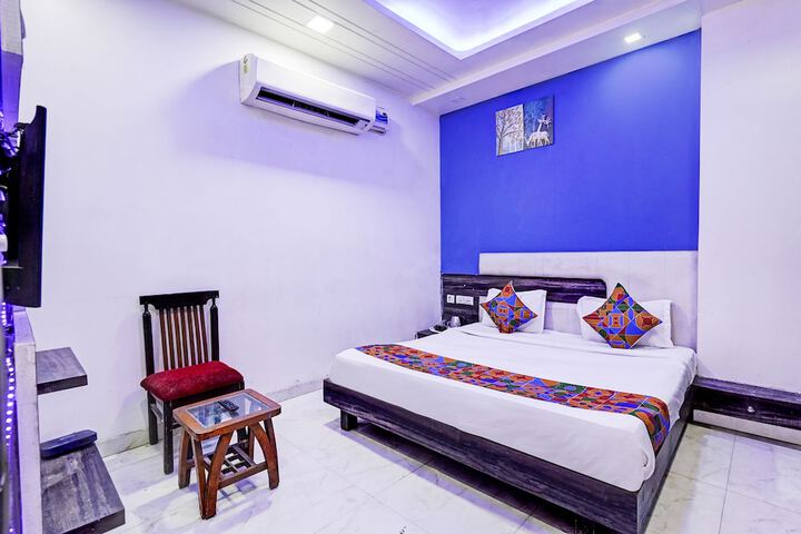 Fabhotel Season Grand