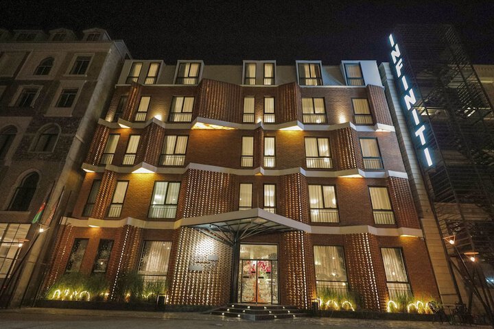Hotel 73 of 75