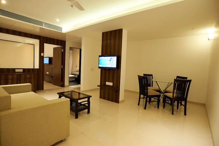 Room 34 of 58