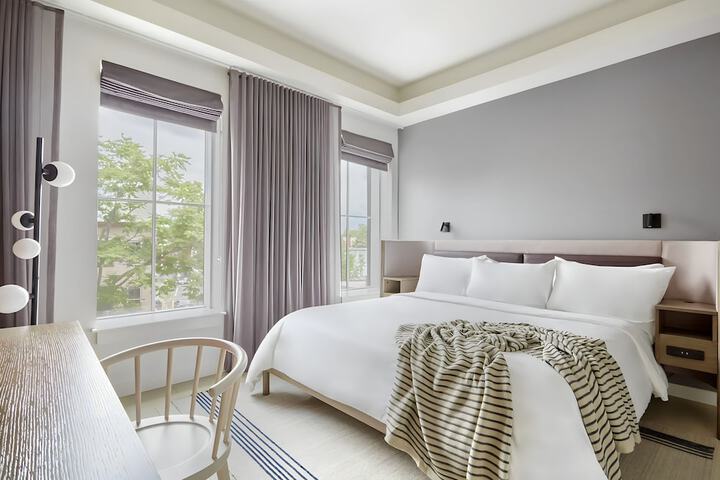 Room 20 of 47