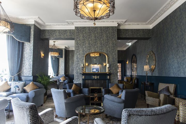 Lounge 193 of 256