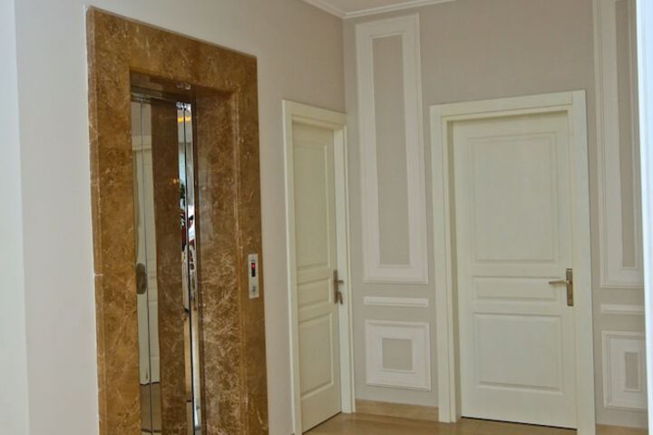 Hotel Interior 4 of 24