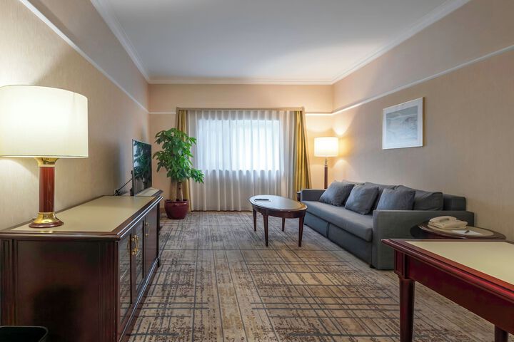 Room 86 of 175