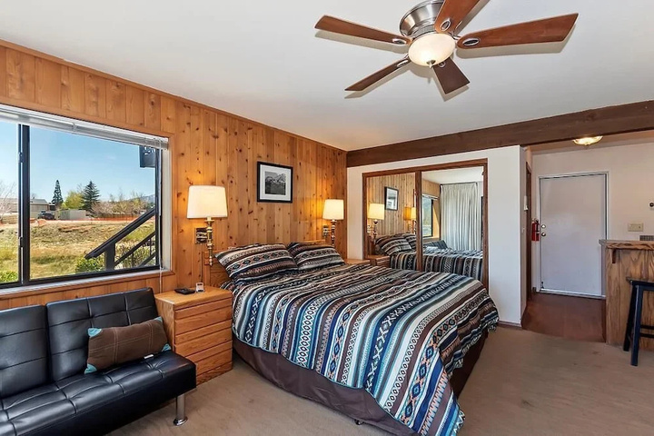 Room 5 of 22