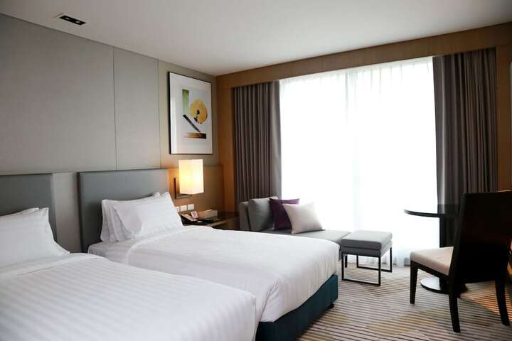 Room 3 of 21