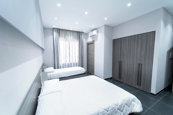 Room 75 of 309
