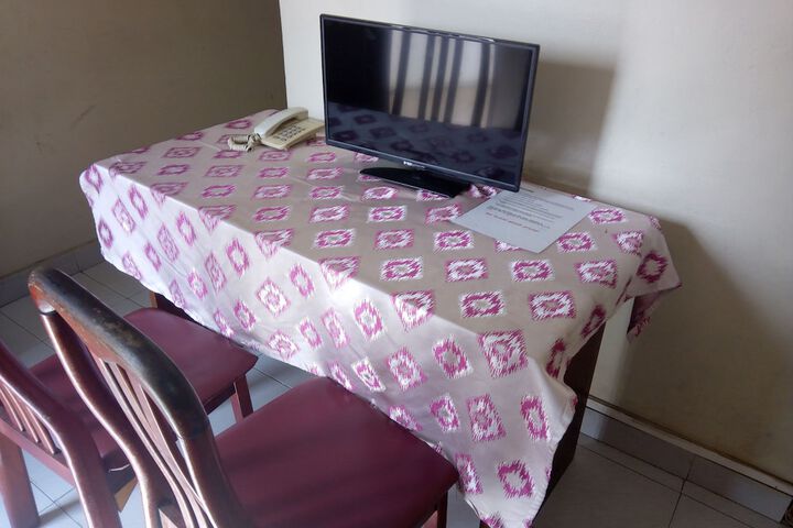 Room 13 of 21