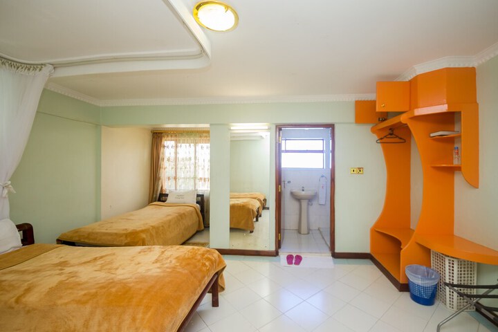 Room 13 of 24