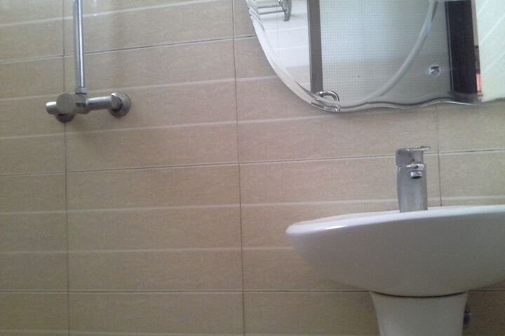 Room 14 of 24