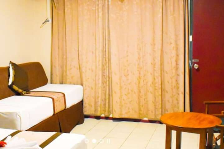 Room 13 of 47