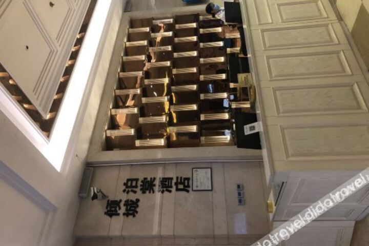 Hotel Interior 9 of 22