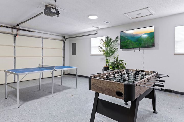 Room 10 of 40