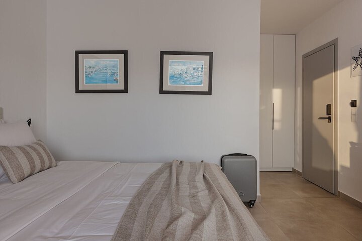 Room 45 of 92