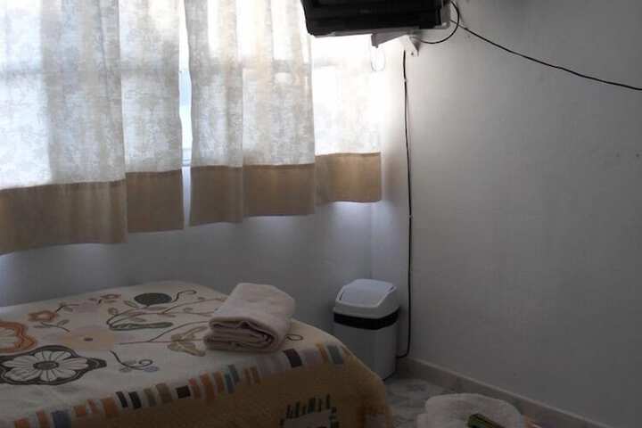Room 7 of 14