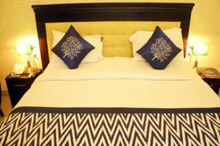 Room 21 of 28