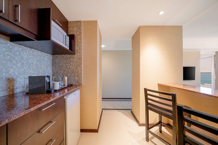 Room 38 of 256