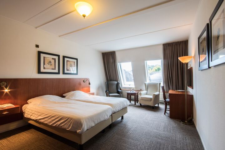 Room 10 of 71