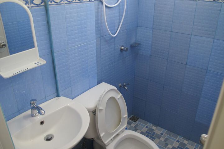 Room 42 of 57