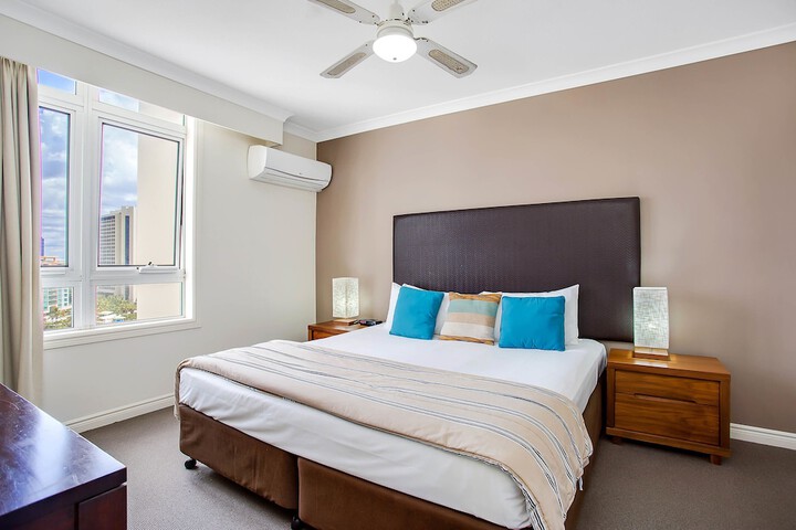 Room 5 of 54