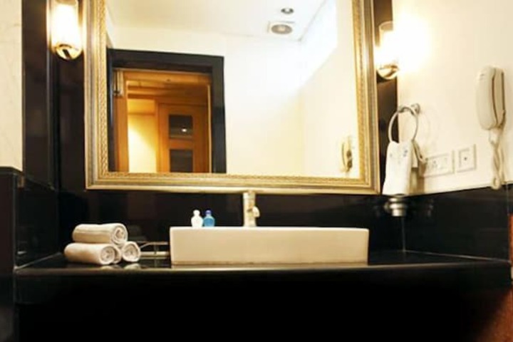 Clean Restrooms