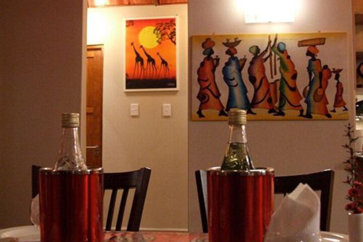 Dining 46 of 48