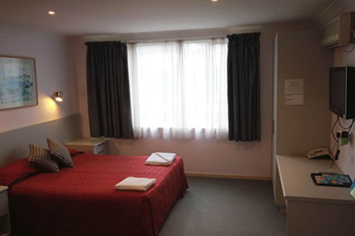 Room 14 of 31